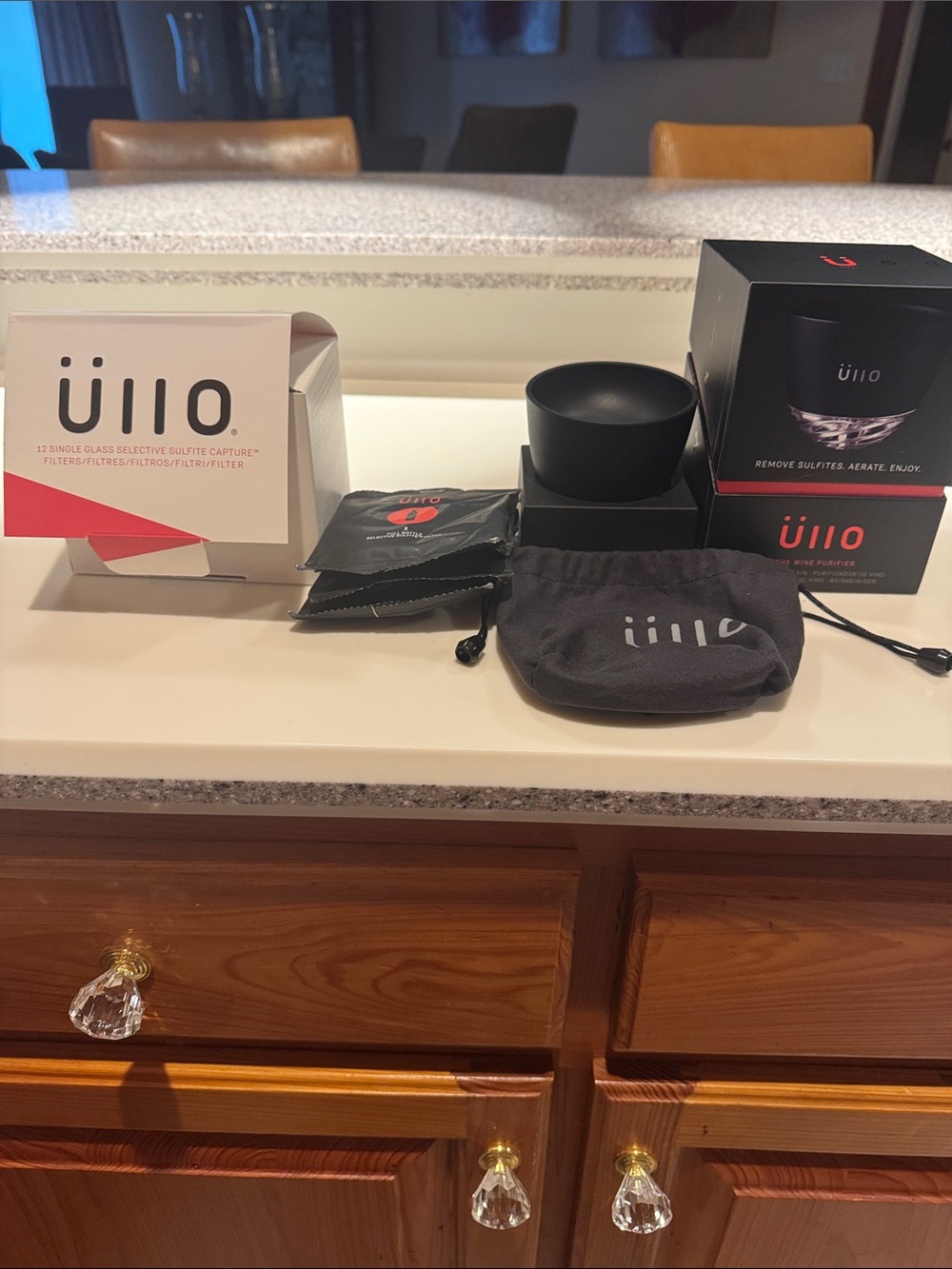 Ullo Black Wine Purifier and Filter Kit